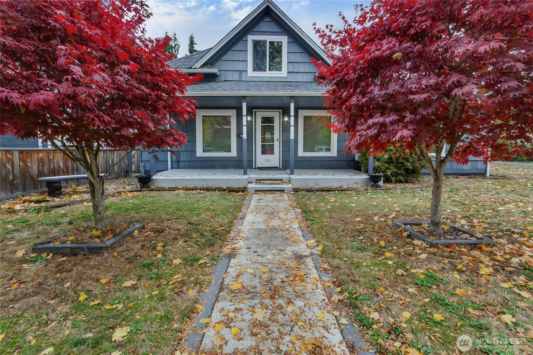 303 7th Ave NW, Puyallup, WA 98371