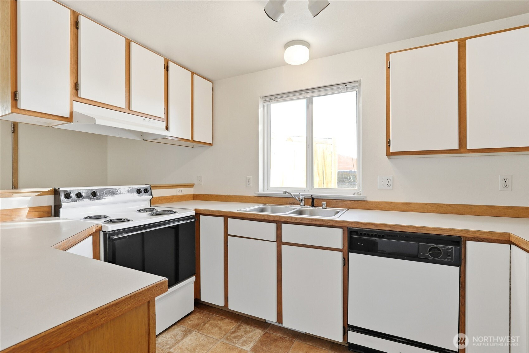 2800 Pine Road, Bremerton, WA 98310