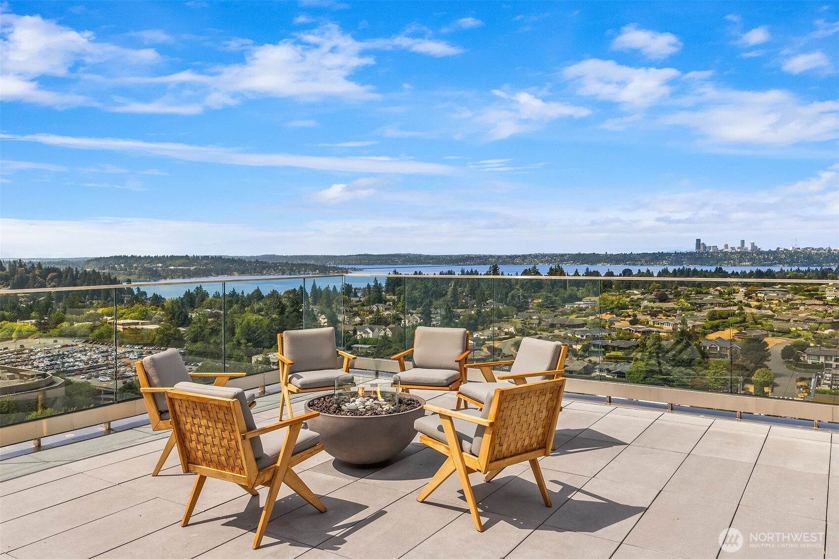 10232 NE 10th Street, Bellevue, WA 98004