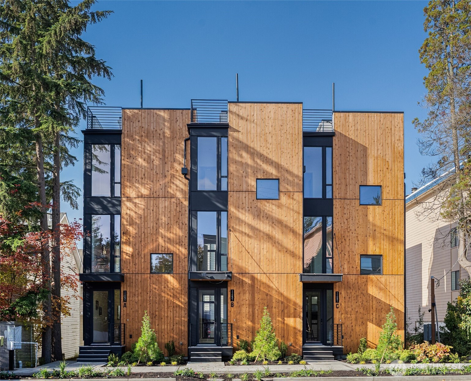 11231 Greenwood Avenue N, Seattle, WA 98133