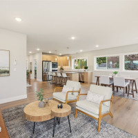 329 N 103rd Street, Seattle, WA 98133