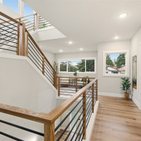 329 N 103rd Street, Seattle, WA 98133