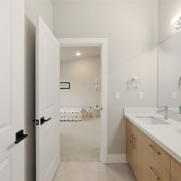 329 N 103rd Street, Seattle, WA 98133