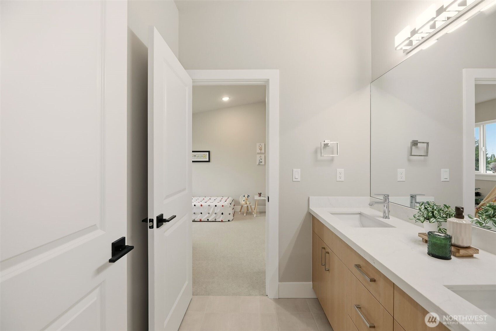 329 N 103rd Street, Seattle, WA 98133