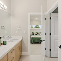 329 N 103rd Street, Seattle, WA 98133