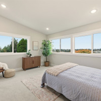 329 N 103rd Street, Seattle, WA 98133