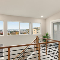 329 N 103rd Street, Seattle, WA 98133