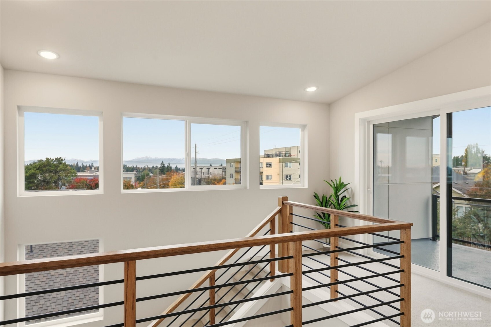 329 N 103rd Street, Seattle, WA 98133