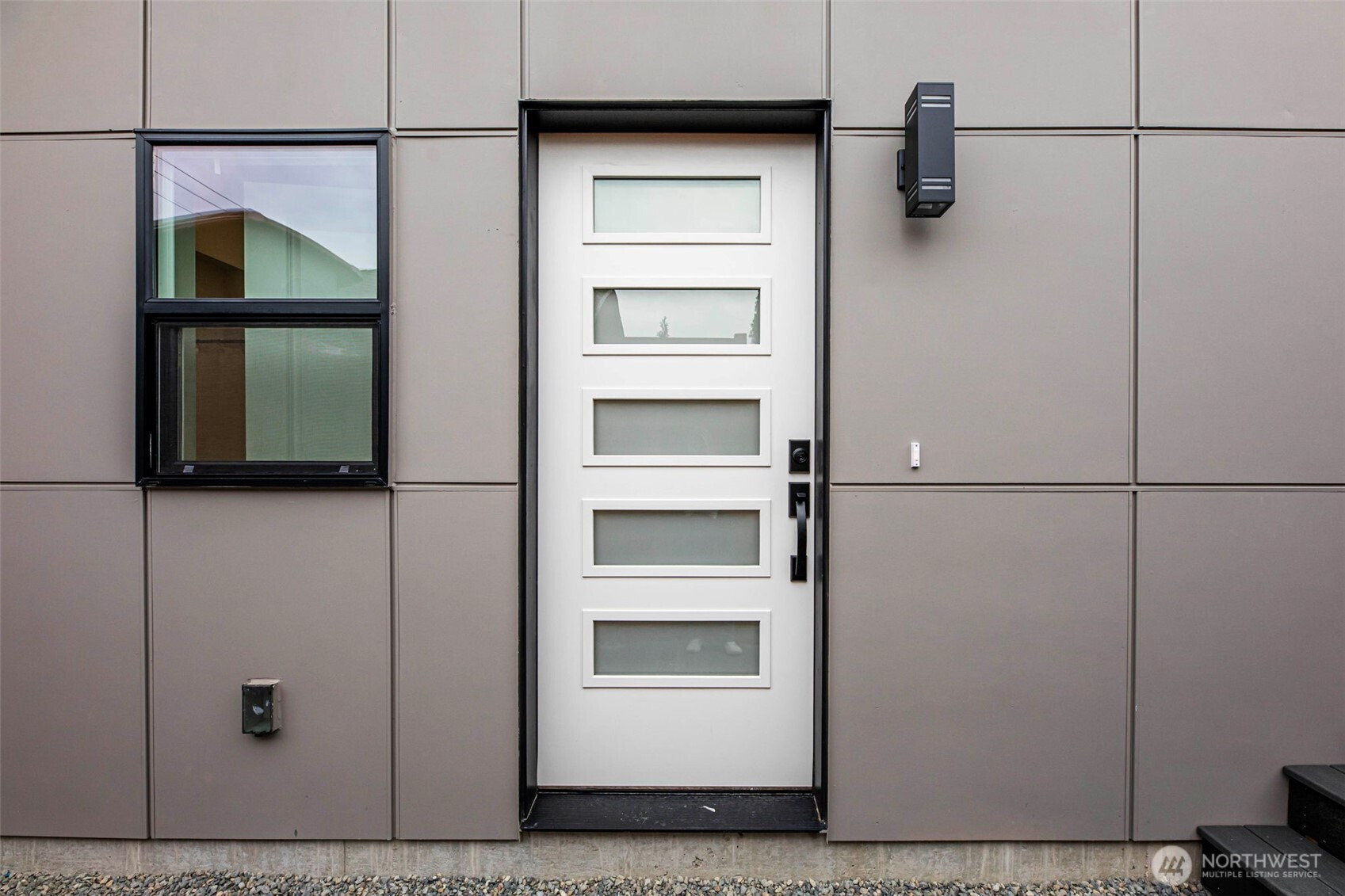 329 N 103rd Street, Seattle, WA 98133