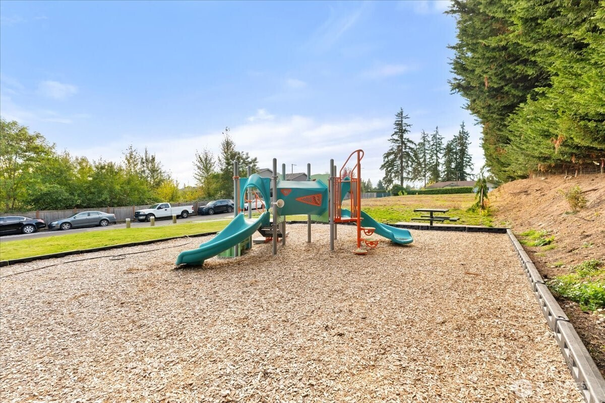 372 xx 29th Avenue S, Federal Way, WA 98003