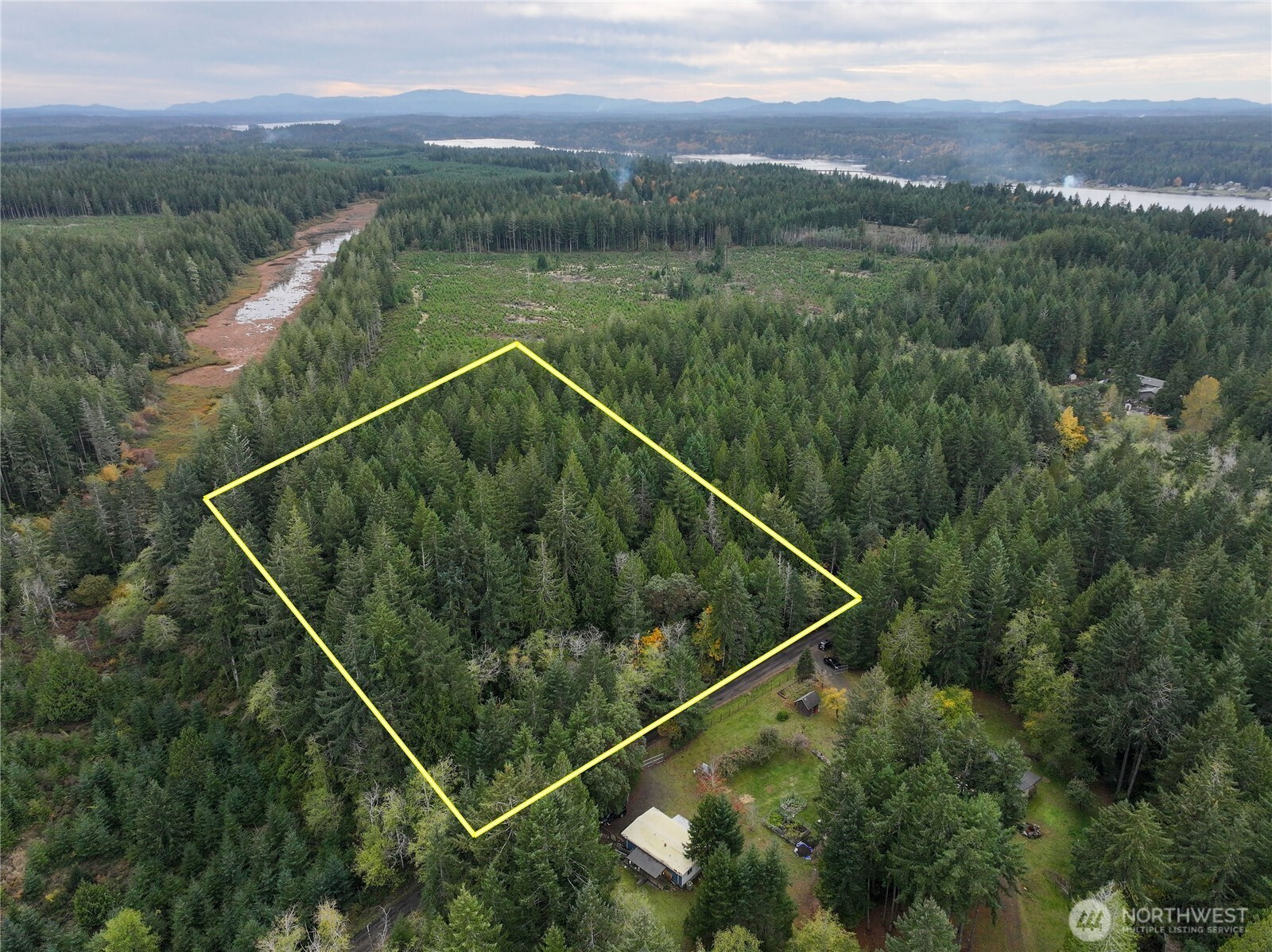 430 E Thornton Road, Shelton, WA 98584