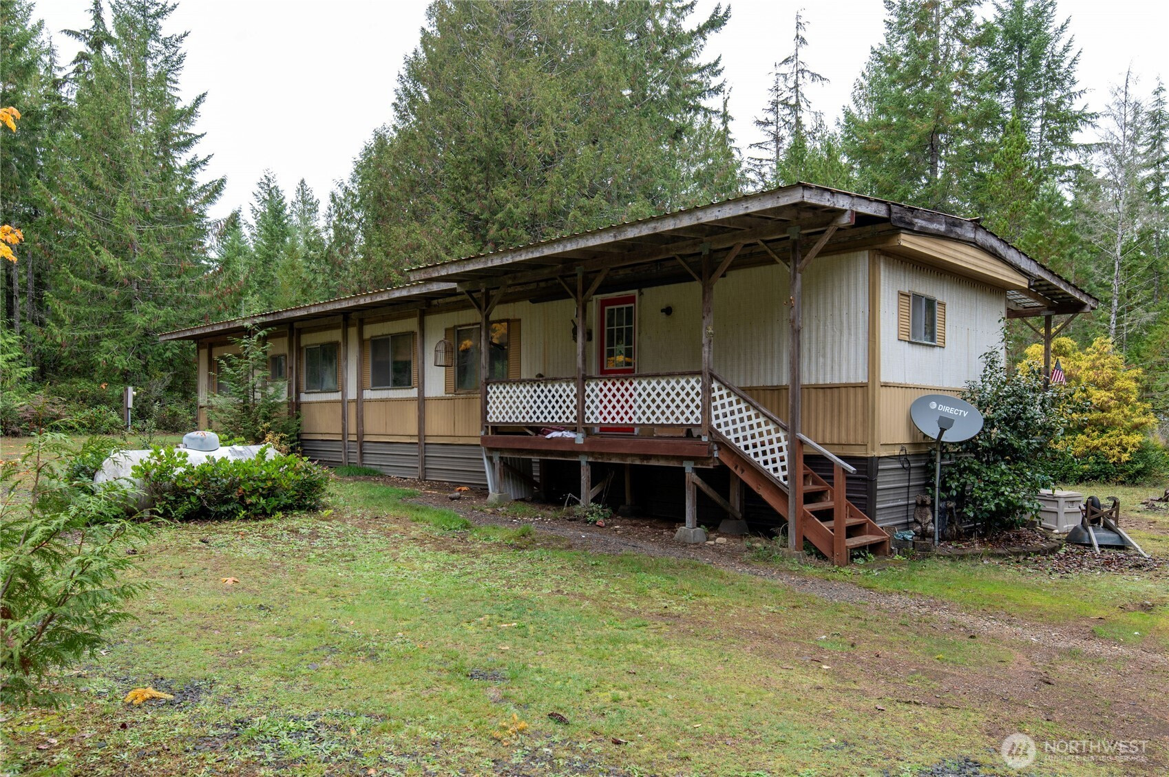 292 NE Kissin Tree Lane, Tahuya, WA 98588