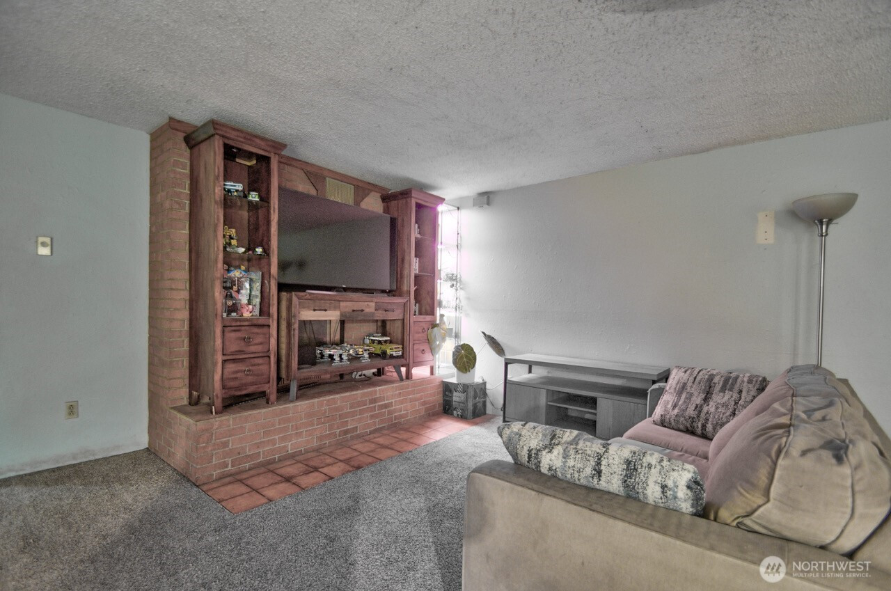 8548 178th Avenue SW, Rochester, WA 98579