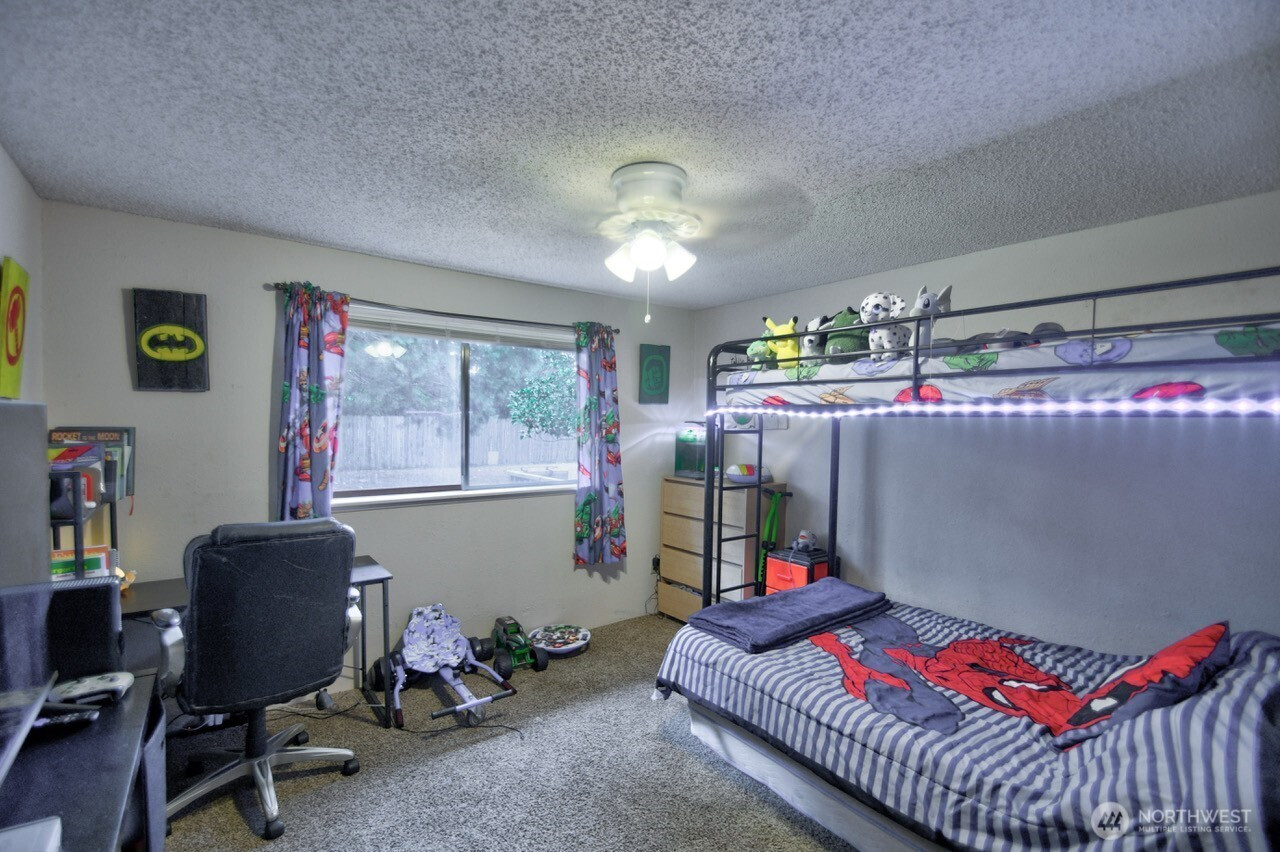 8548 178th Avenue SW, Rochester, WA 98579