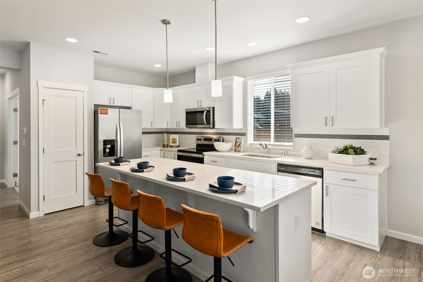 9975 Merrick Drive SE, Yelm, WA 98597