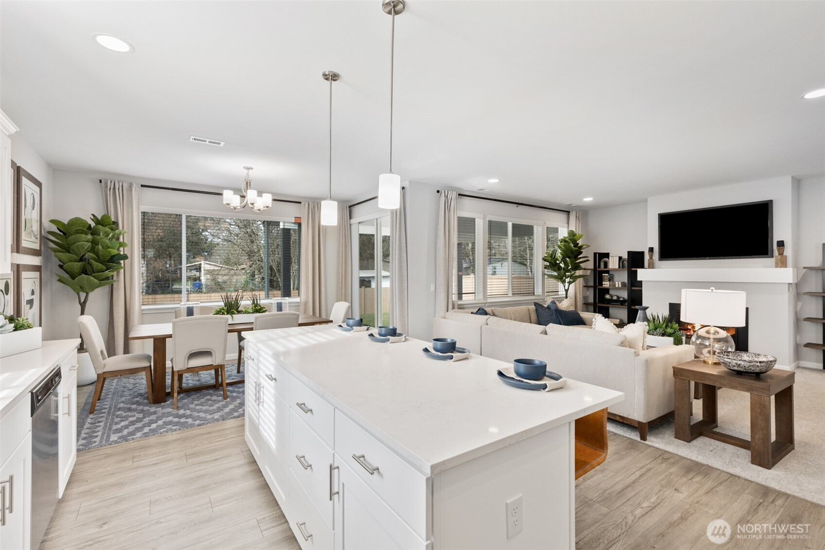 9975 Merrick Drive SE, Yelm, WA 98597