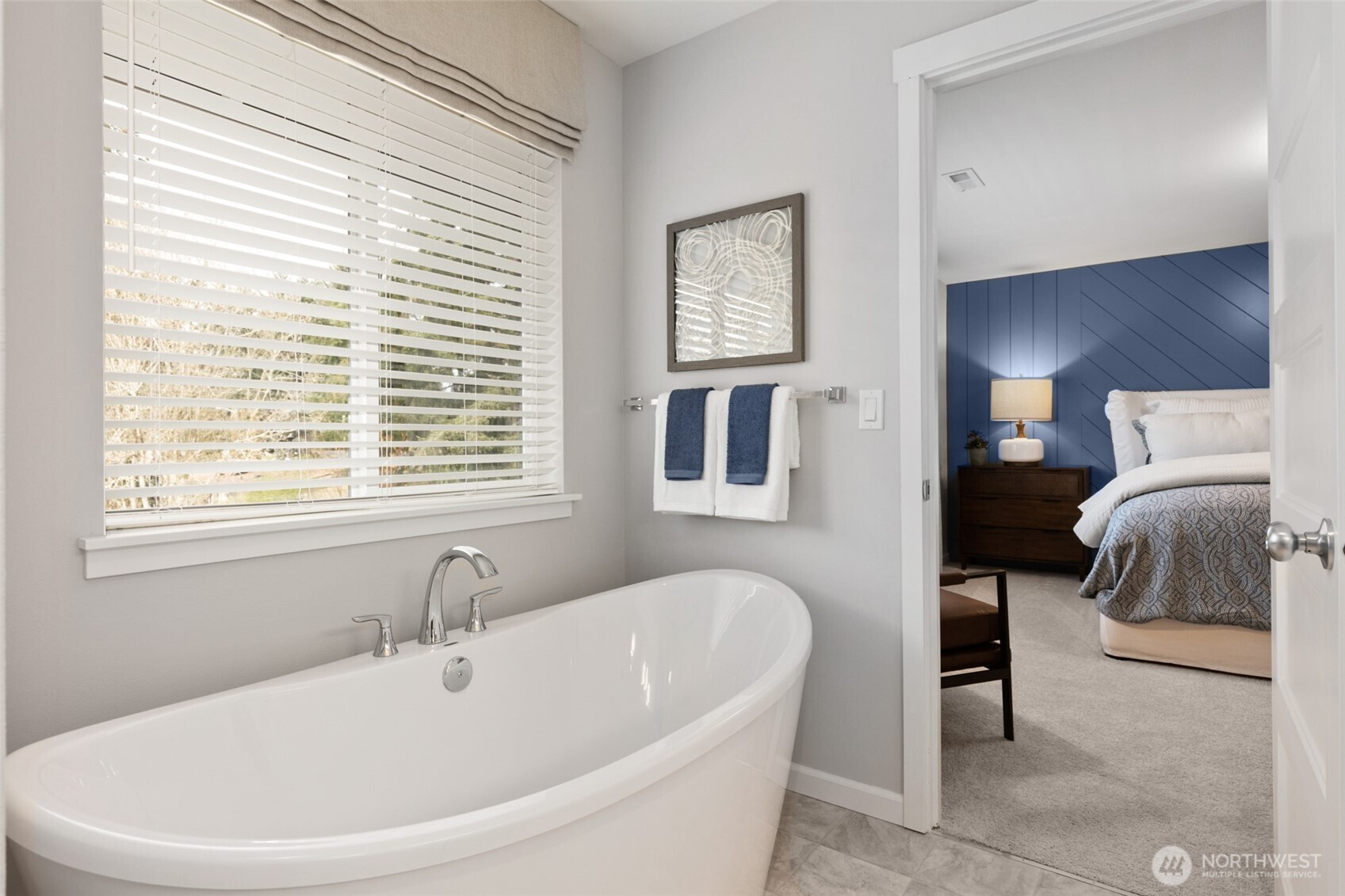 9975 Merrick Drive SE, Yelm, WA 98597