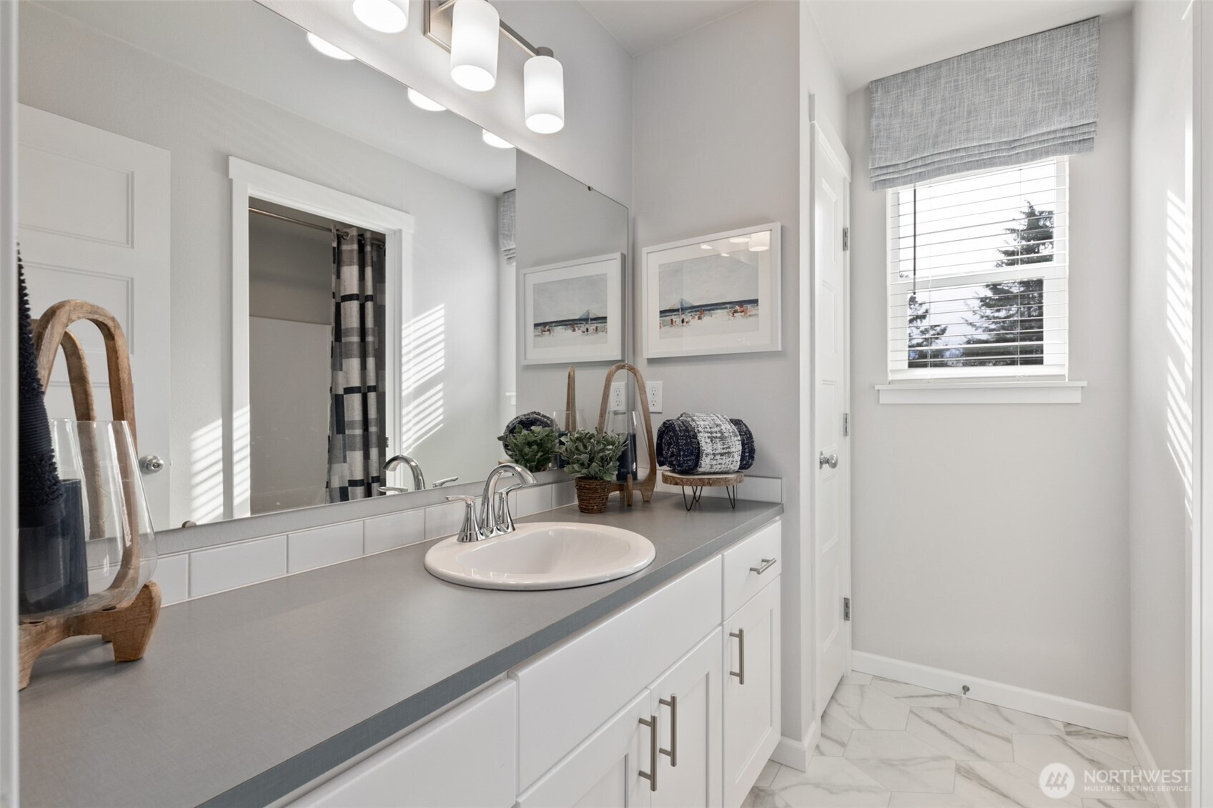 9975 Merrick Drive SE, Yelm, WA 98597