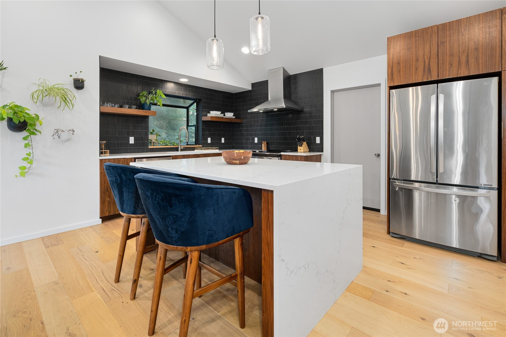 17628 252nd Avenue SE, Maple Valley, WA 98038