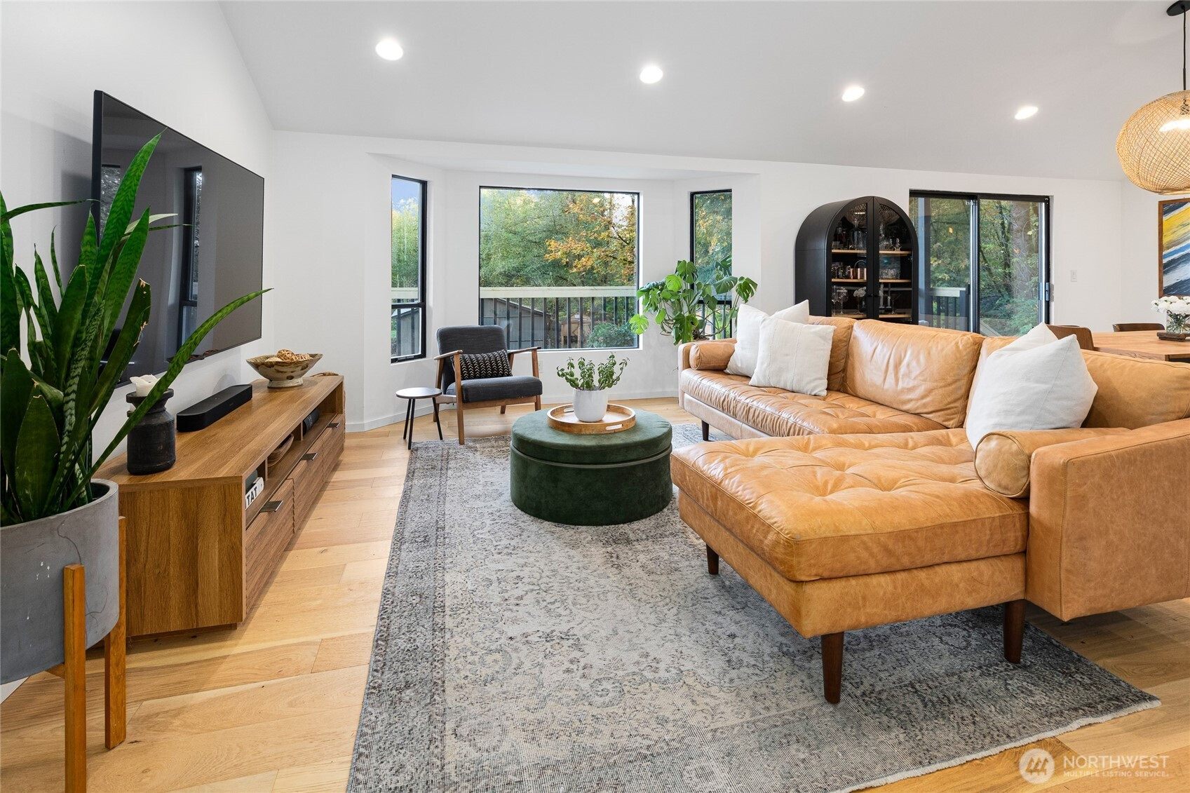 17628 252nd Avenue SE, Maple Valley, WA 98038