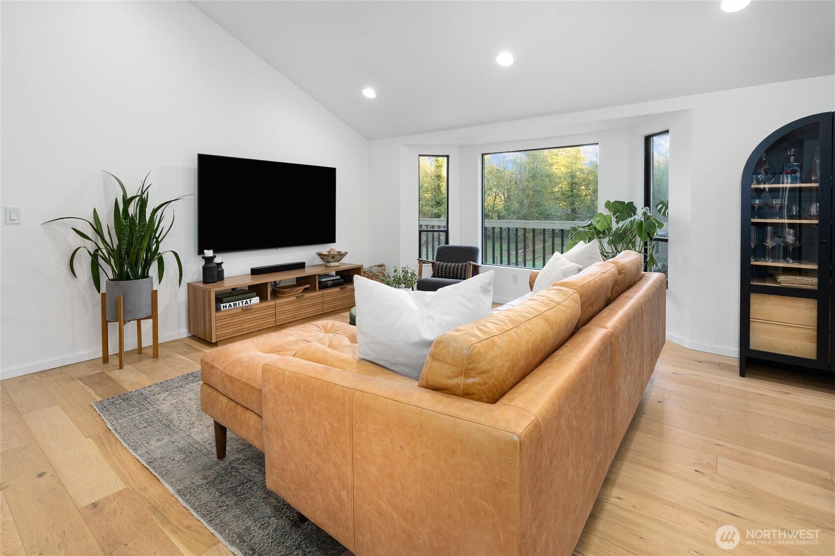 17628 252nd Avenue SE, Maple Valley, WA 98038