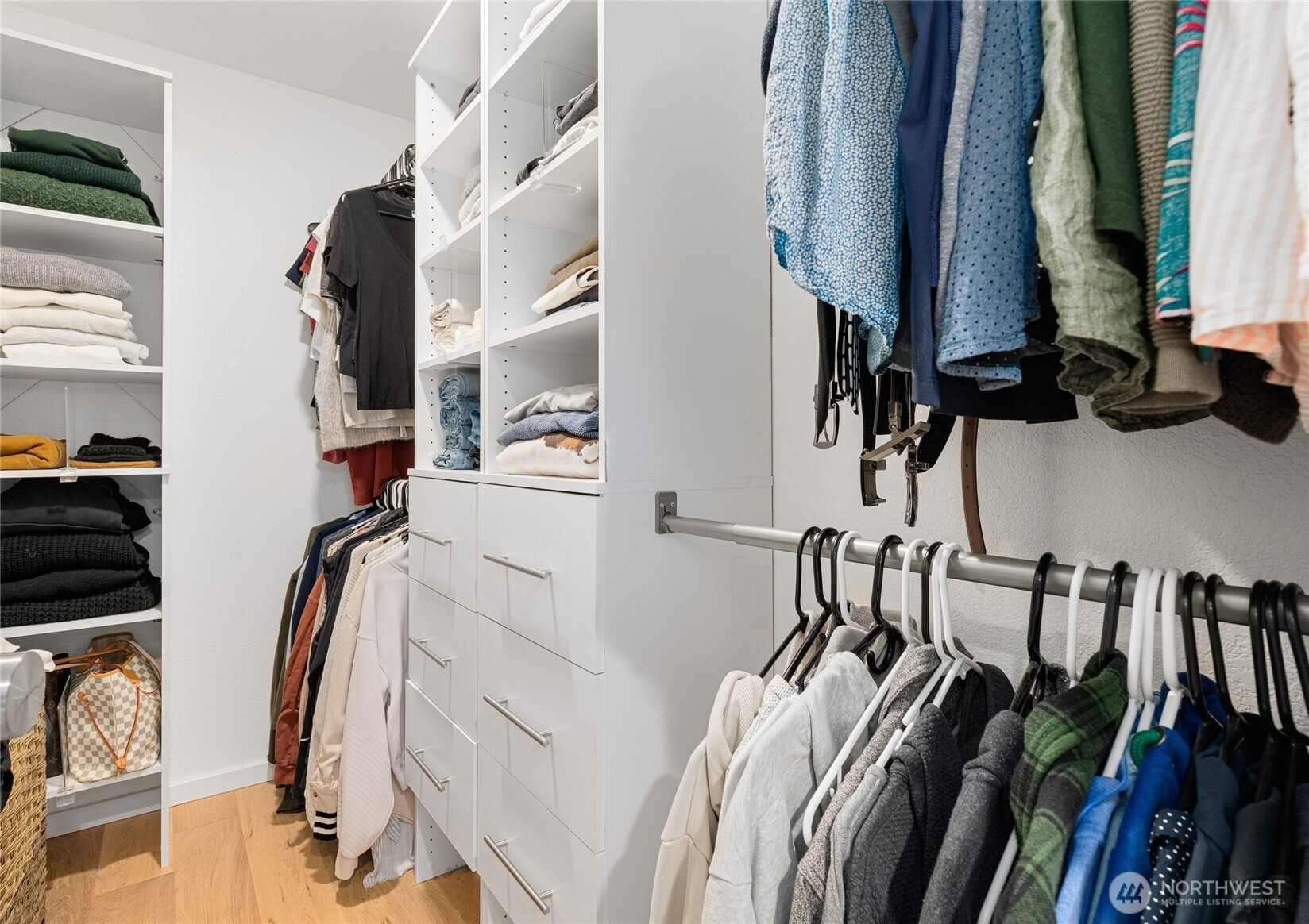 17628 252nd Avenue SE, Maple Valley, WA 98038