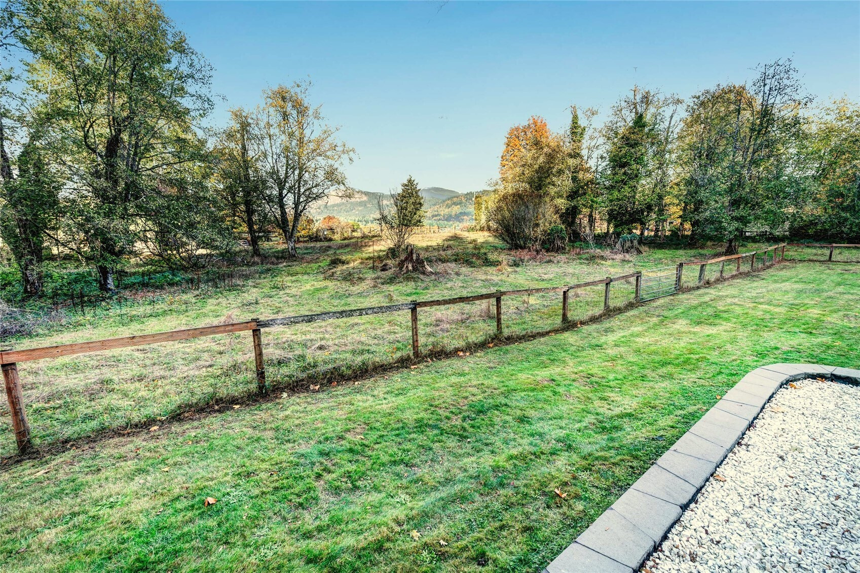 17628 252nd Avenue SE, Maple Valley, WA 98038