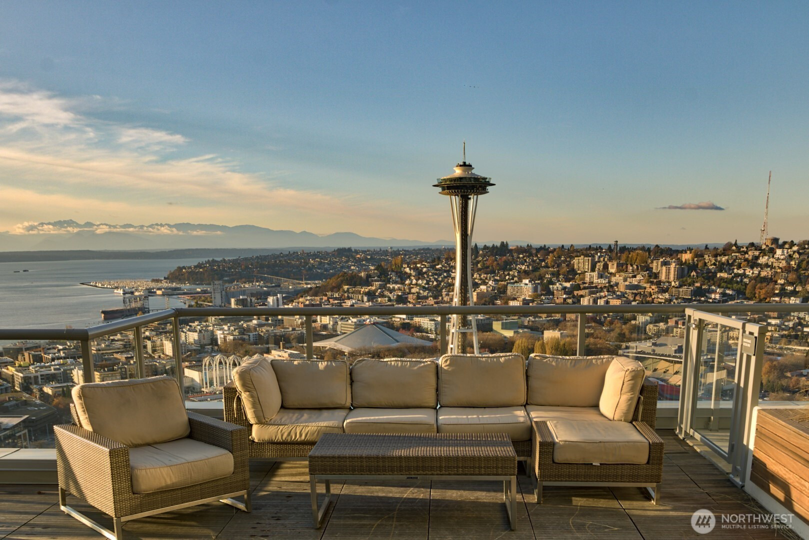 583 Battery Street, Seattle, WA 98121