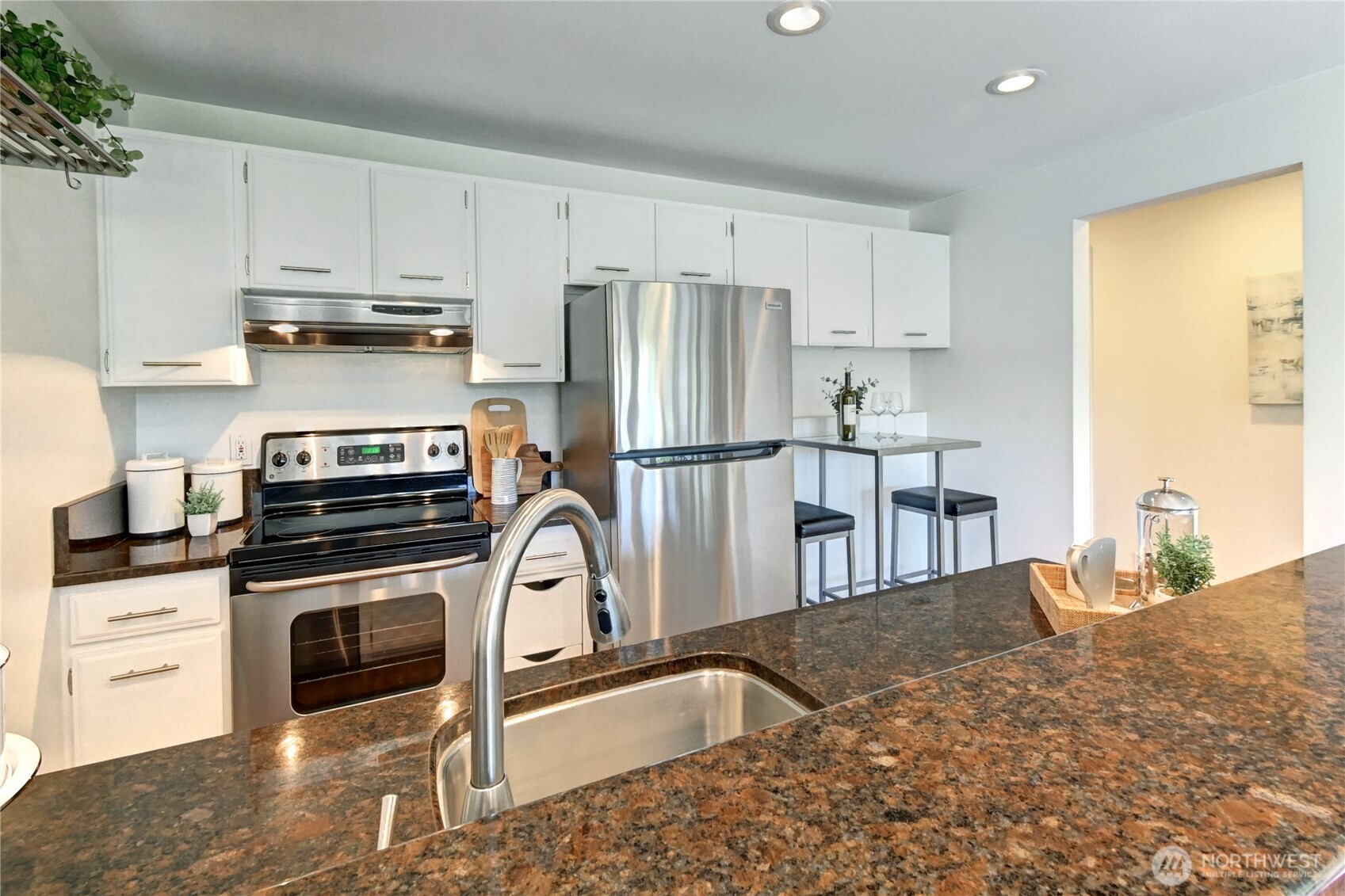 2636 22nd Avenue W, Seattle, WA 98199