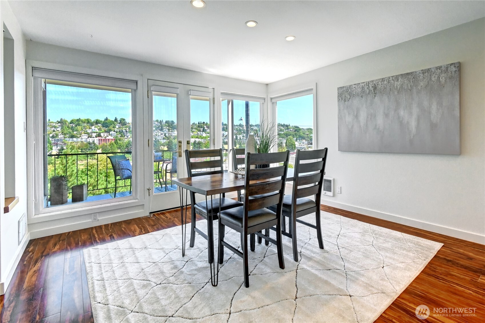 2636 22nd Avenue W, Seattle, WA 98199