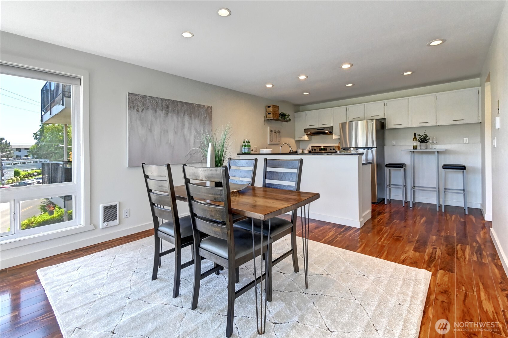 2636 22nd Avenue W, Seattle, WA 98199