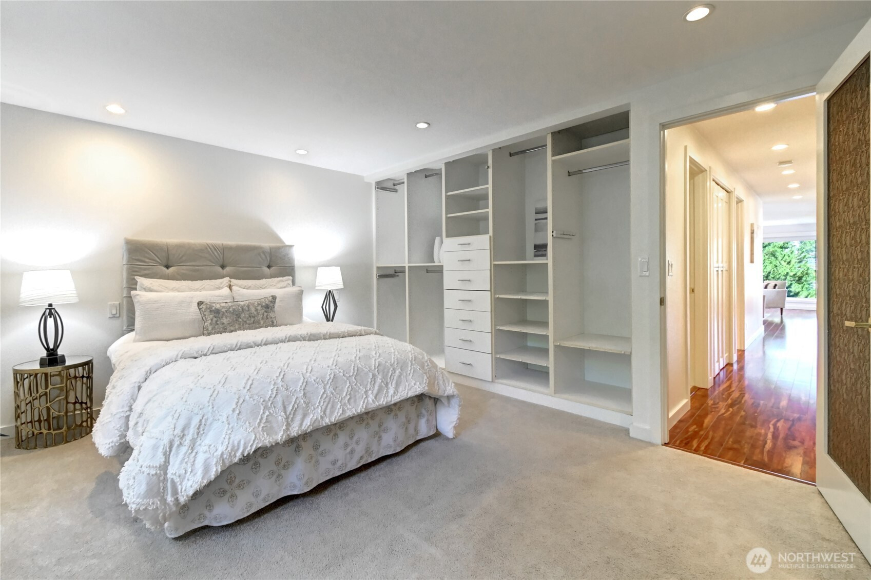 2636 22nd Avenue W, Seattle, WA 98199