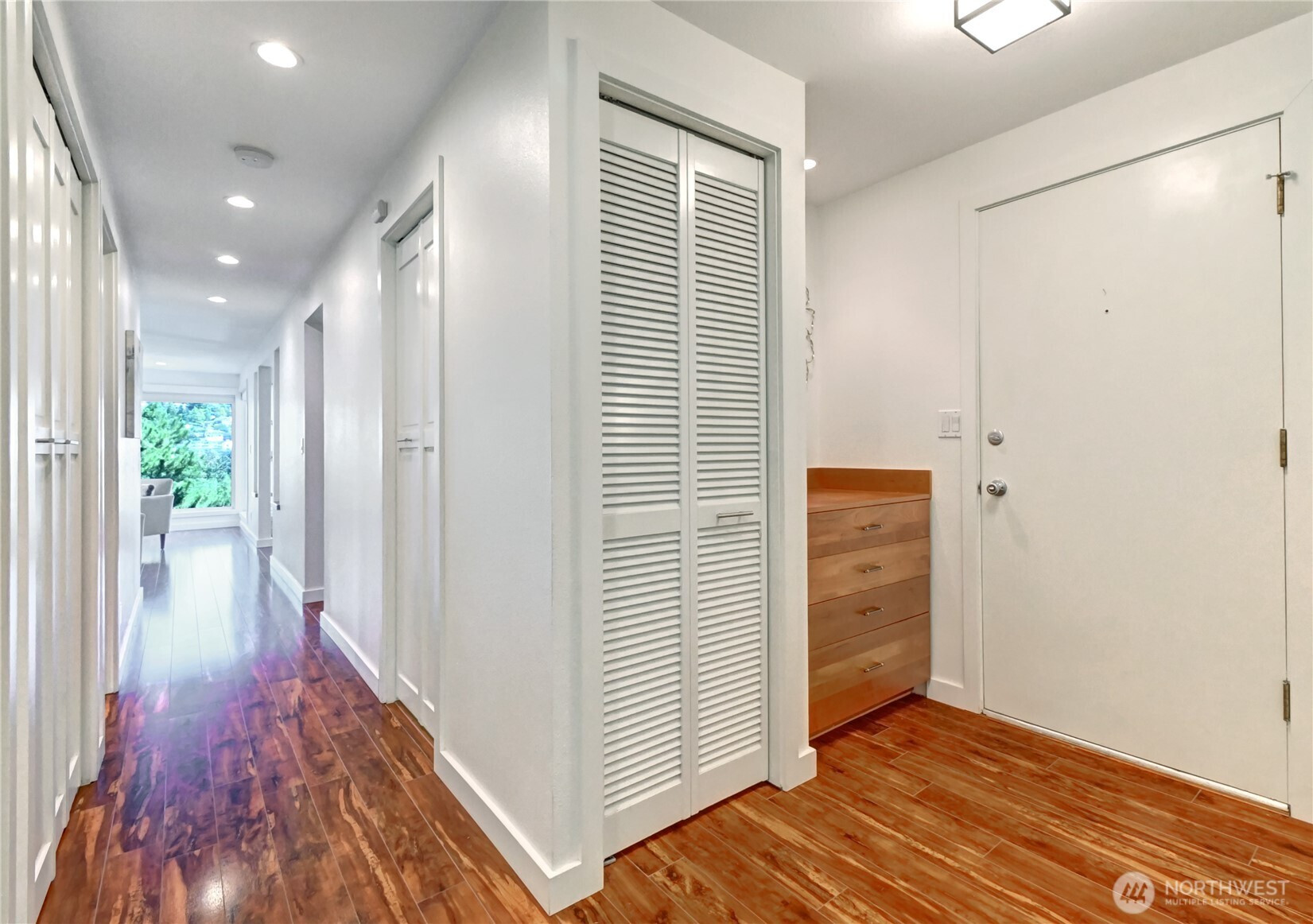 2636 22nd Avenue W, Seattle, WA 98199