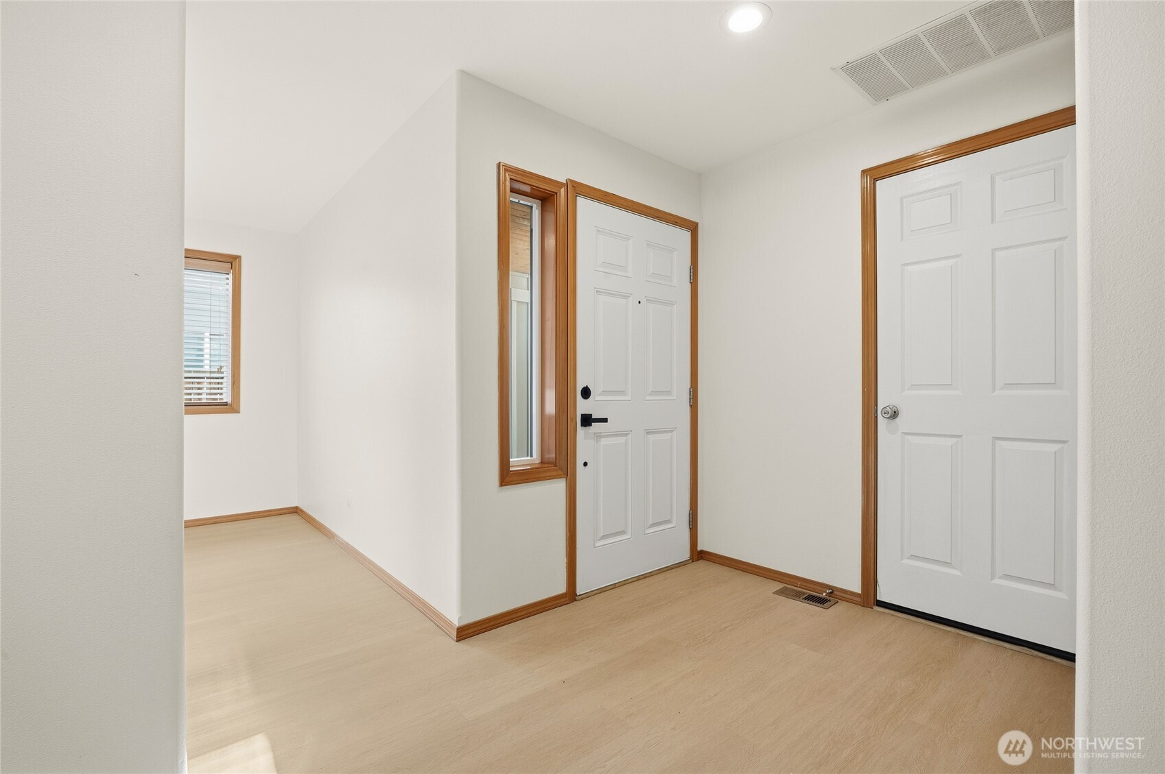 14019 52nd Avenue W, Edmonds, WA 98026