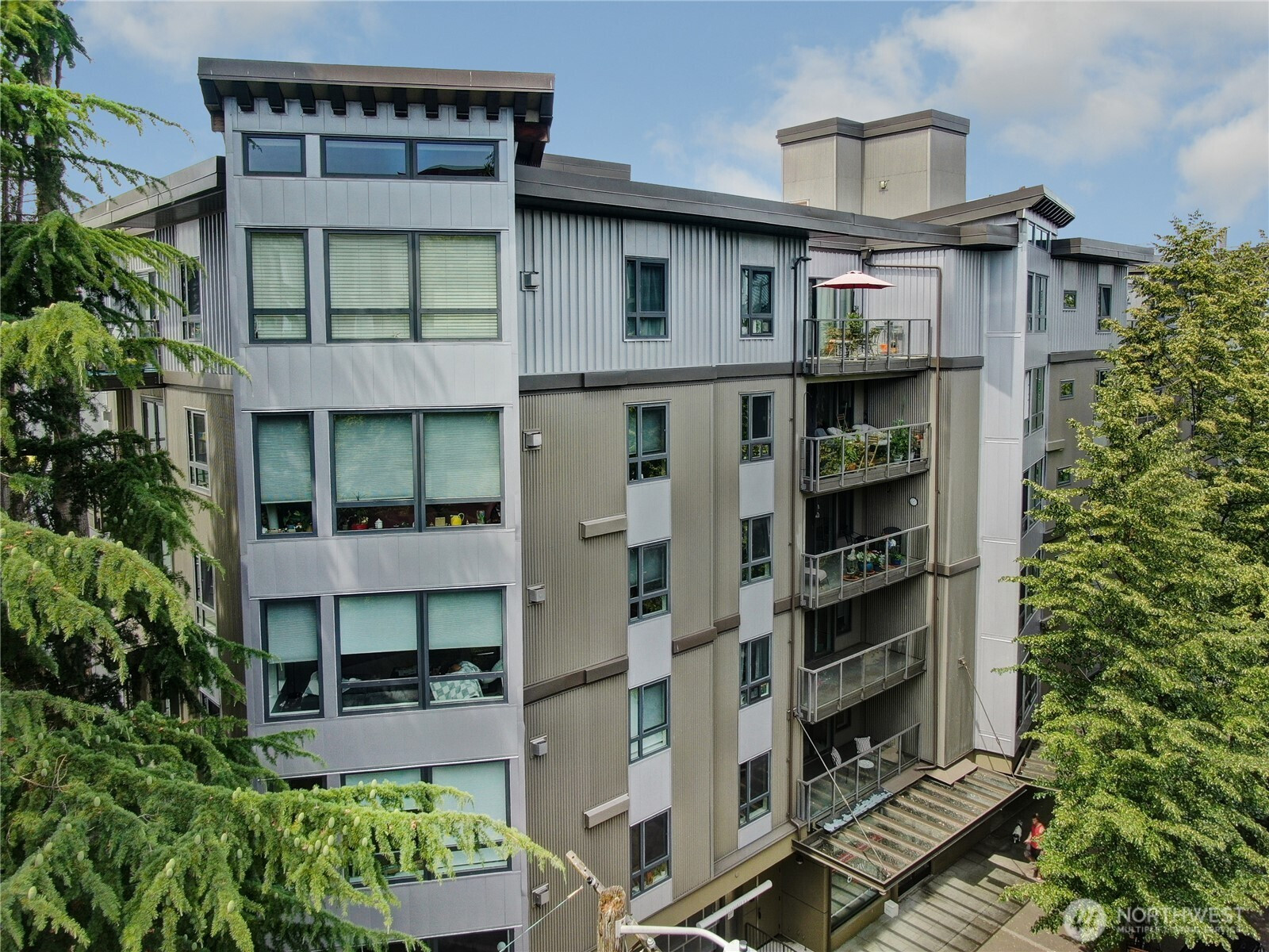 5001 California Avenue SW, Seattle, WA 98136