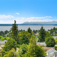 5001 California Avenue SW, Seattle, WA 98136