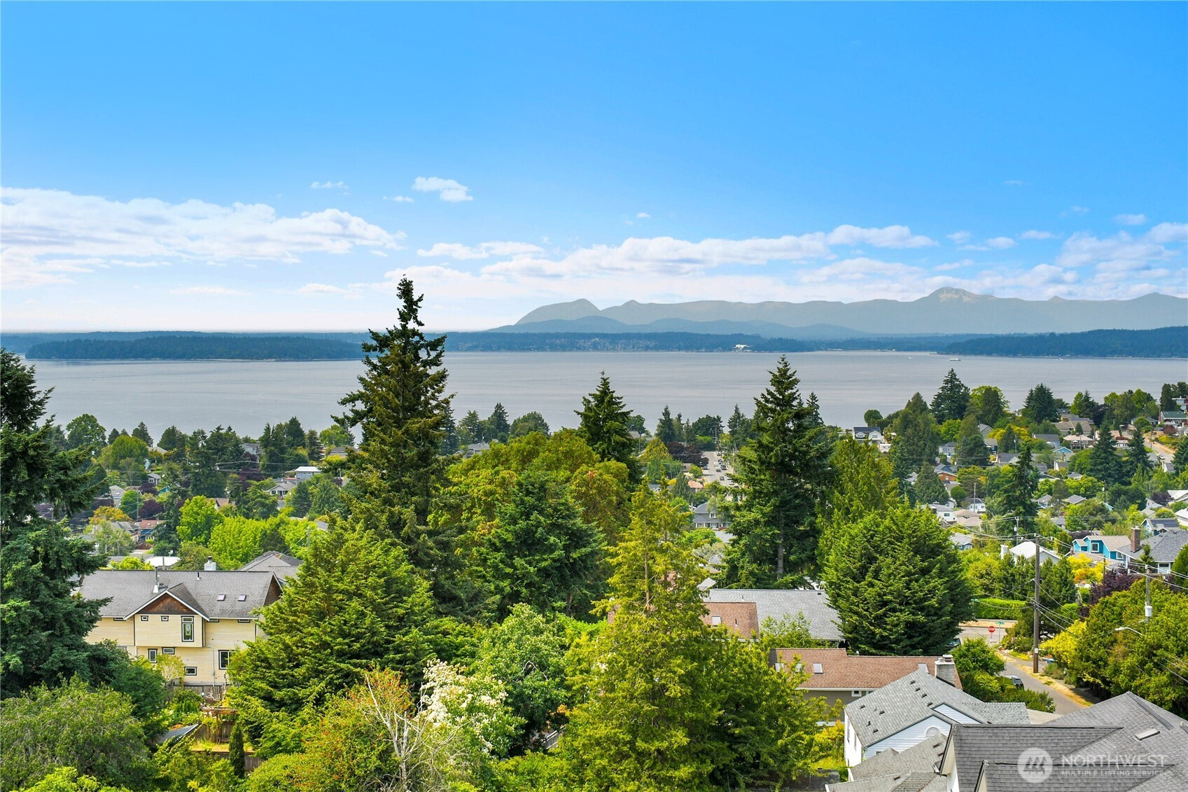 5001 California Avenue SW, Seattle, WA 98136