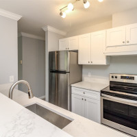 33020 10th Avenue SW, Federal Way, WA 98023