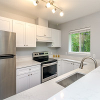 33020 10th Avenue SW, Federal Way, WA 98023