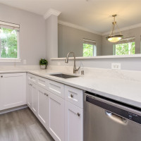 33020 10th Avenue SW, Federal Way, WA 98023