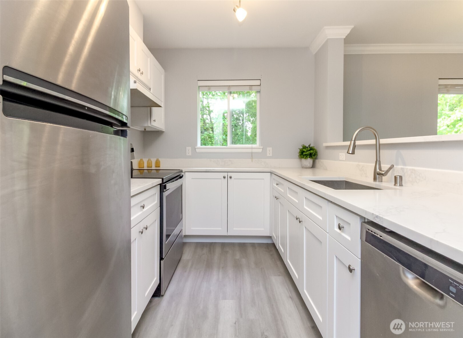 33020 10th Avenue SW, Federal Way, WA 98023