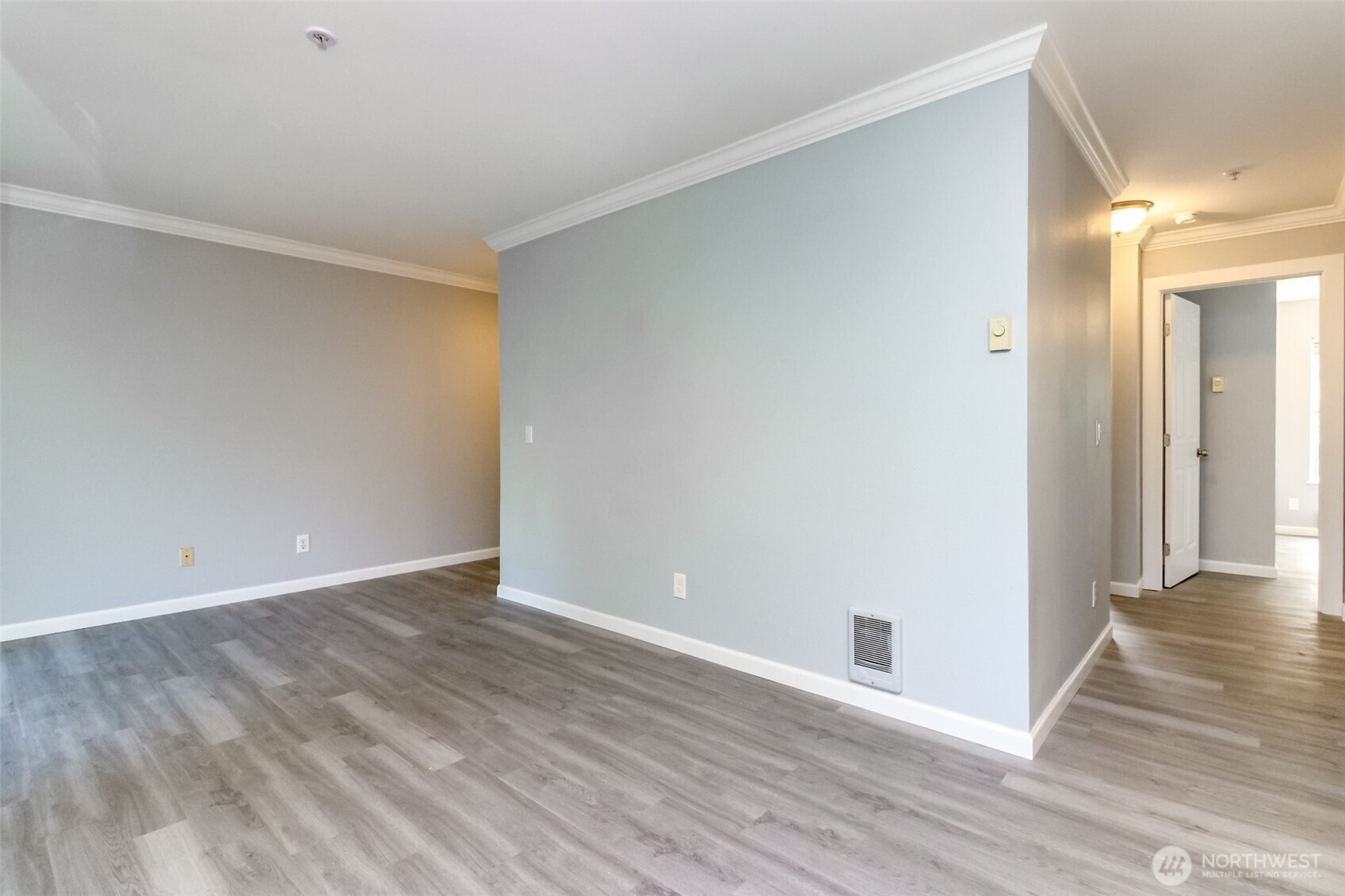 33020 10th Avenue SW, Federal Way, WA 98023