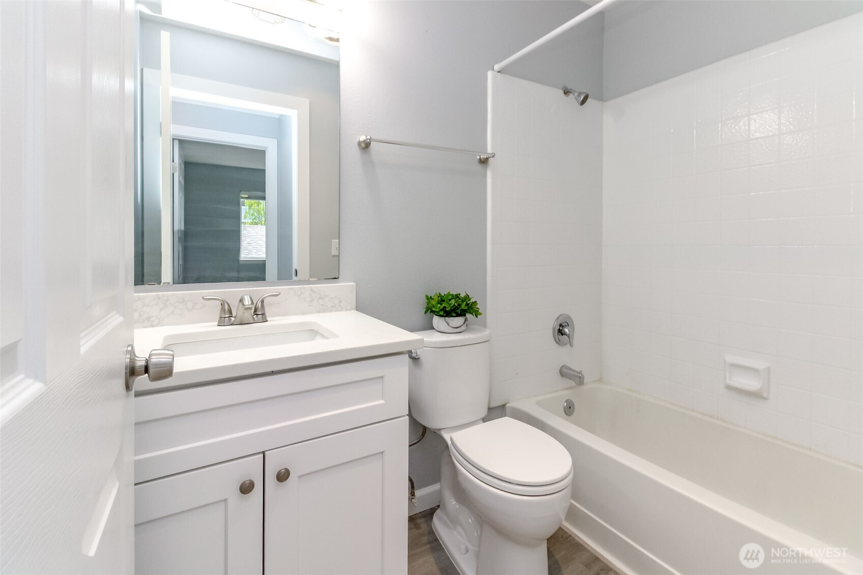 33020 10th Avenue SW, Federal Way, WA 98023