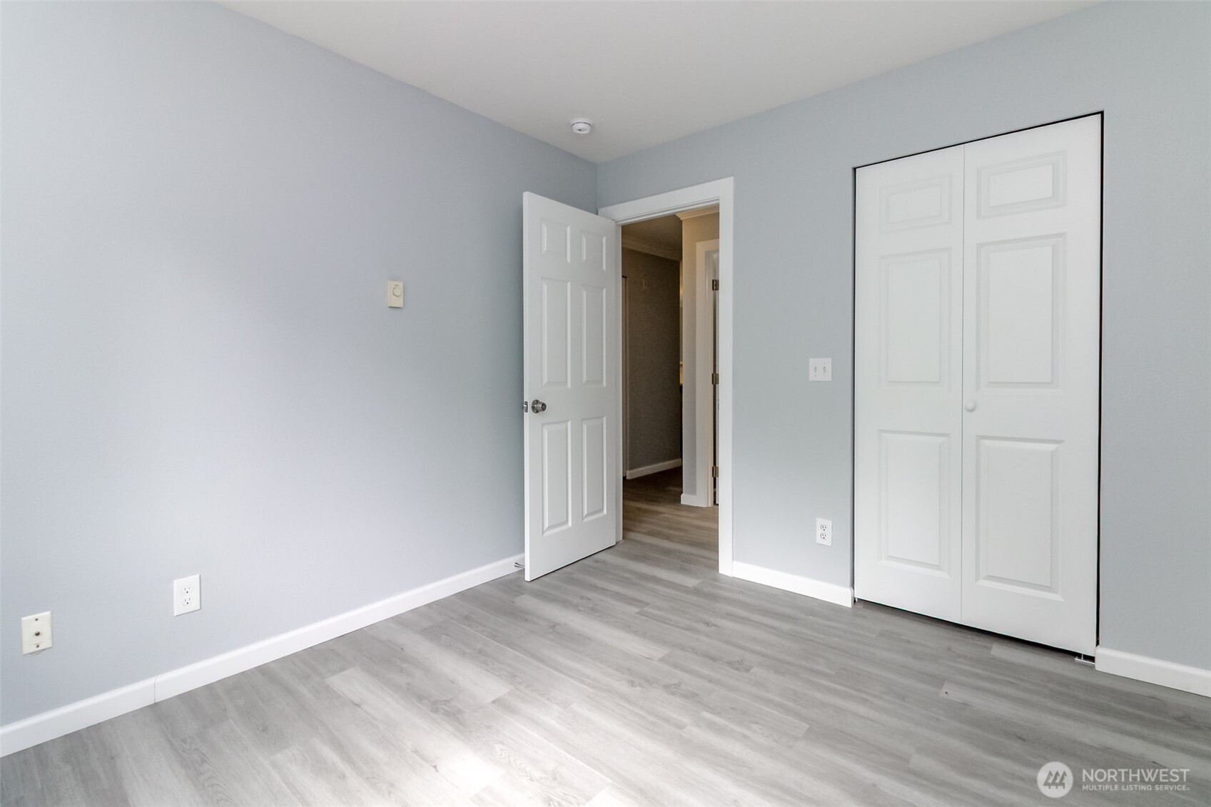 33020 10th Avenue SW, Federal Way, WA 98023