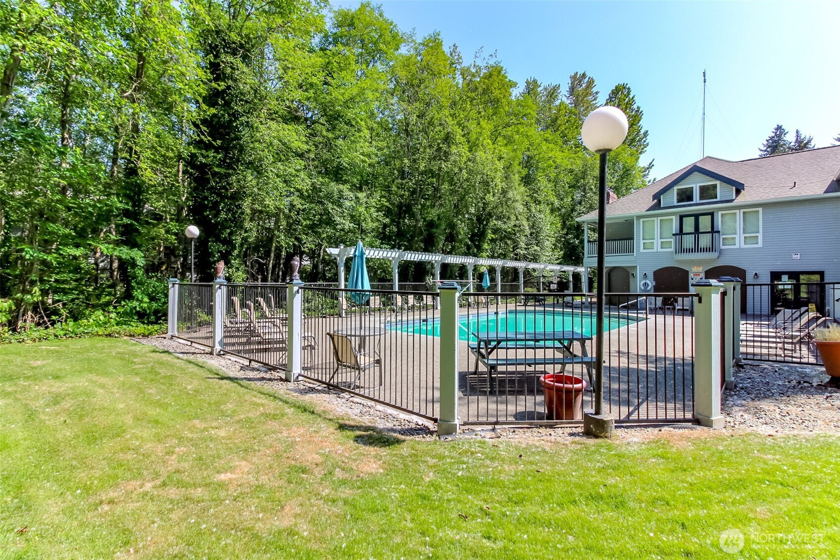 33020 10th Avenue SW, Federal Way, WA 98023