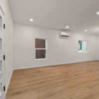 161 18th Avenue, Seattle, WA 98122