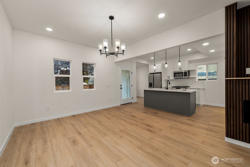 161 18th Avenue, Seattle, WA 98122