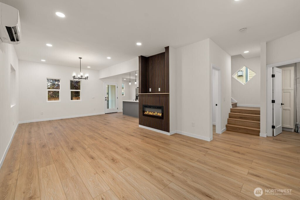 161 18th Avenue, Seattle, WA 98122