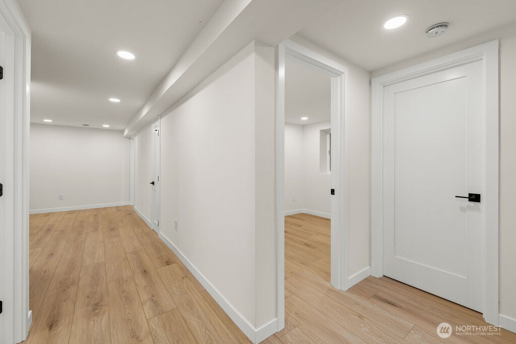 161 18th Avenue, Seattle, WA 98122