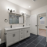 161 18th Avenue, Seattle, WA 98122